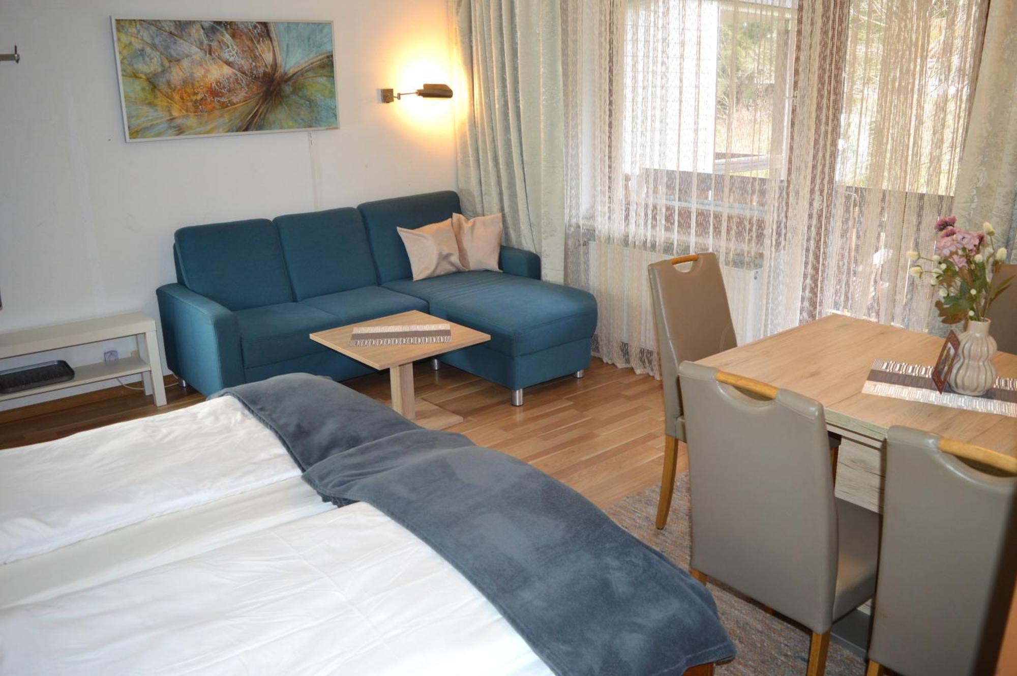 Naturidyll Am Fluss - Ferienhaus Albmatte - Grosser Garten Zum Grillen Und Entspannen-Direkt Neben Dem Radon Revitalbad Mit Sauna Und Thermalbecken ซังคท์บลาเซียน ภายนอก รูปภาพ